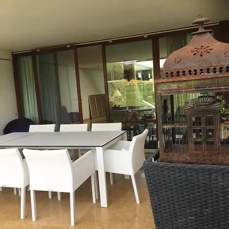 بيت للعطل In Olhos De Agua Mit Gemeinschaftspool Und Schoener Aussicht